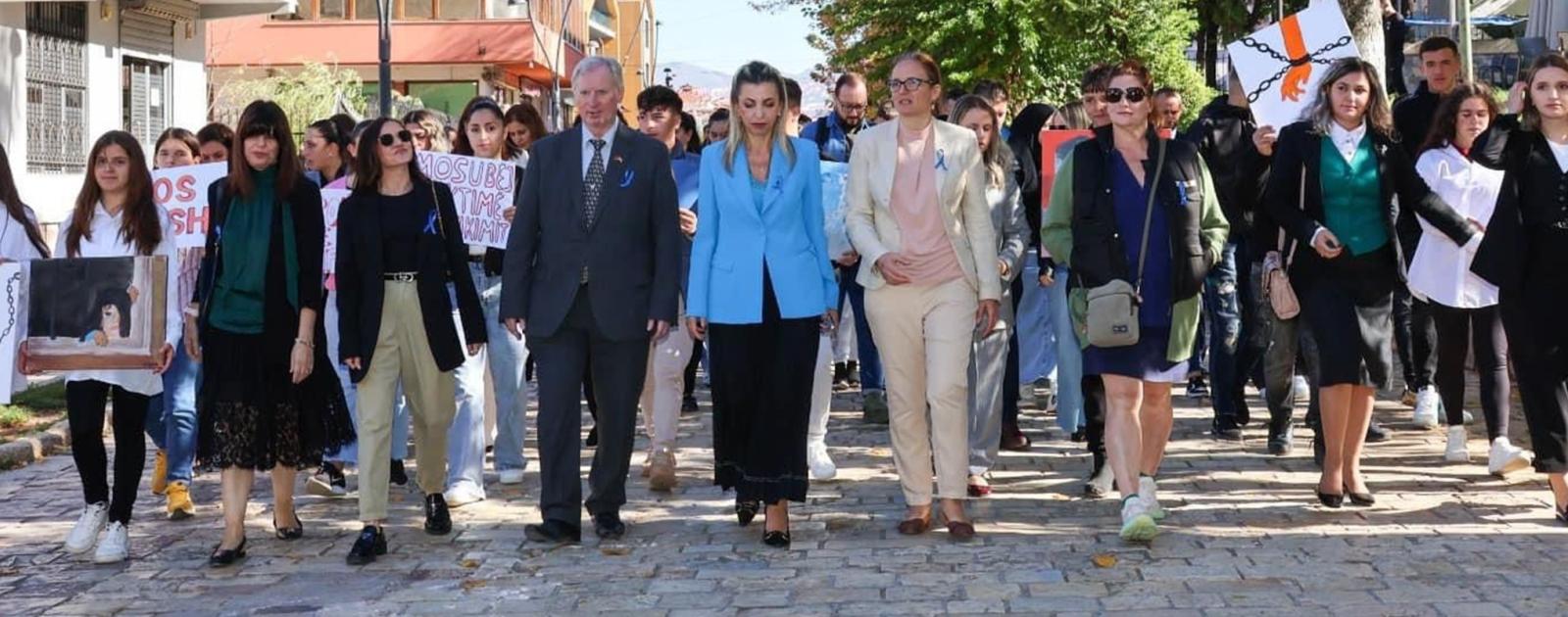 Së Bashku në Luftën Kundër Trafikimit të Qenieve Njerëzore 