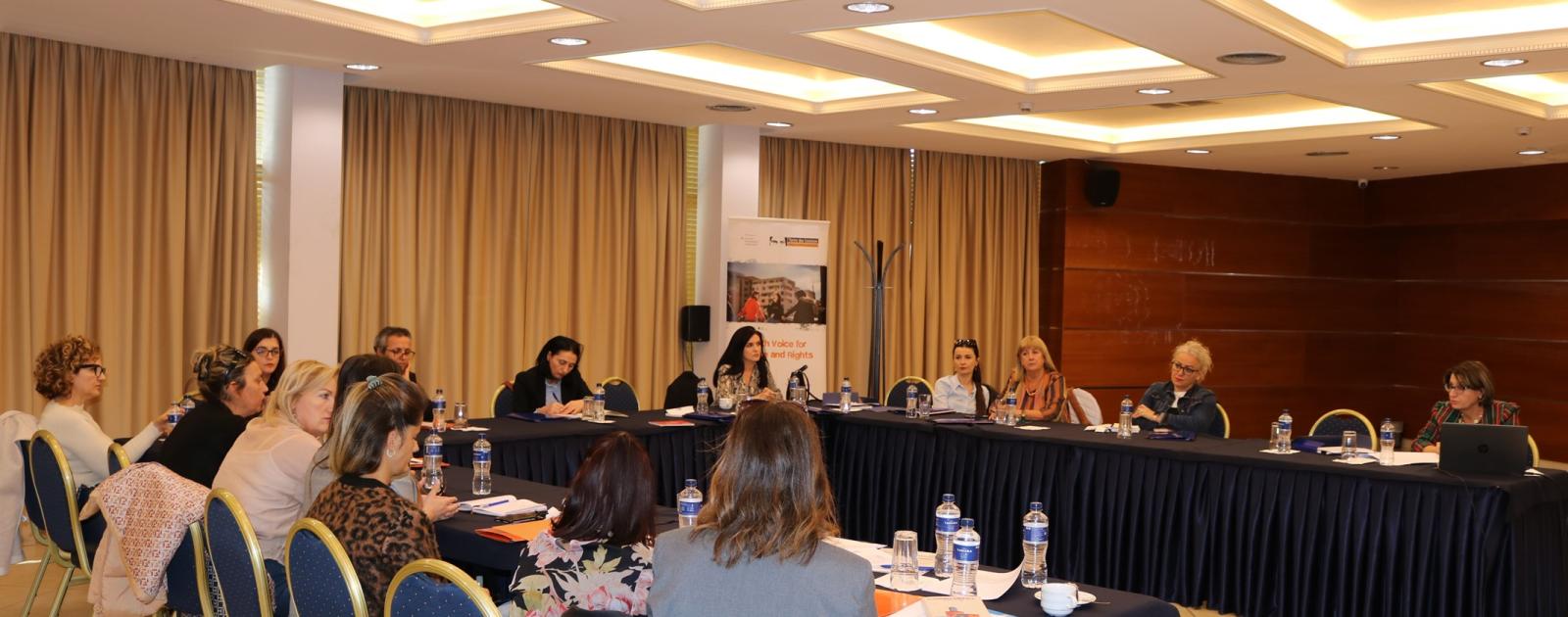 Training of legal professionals working with minors